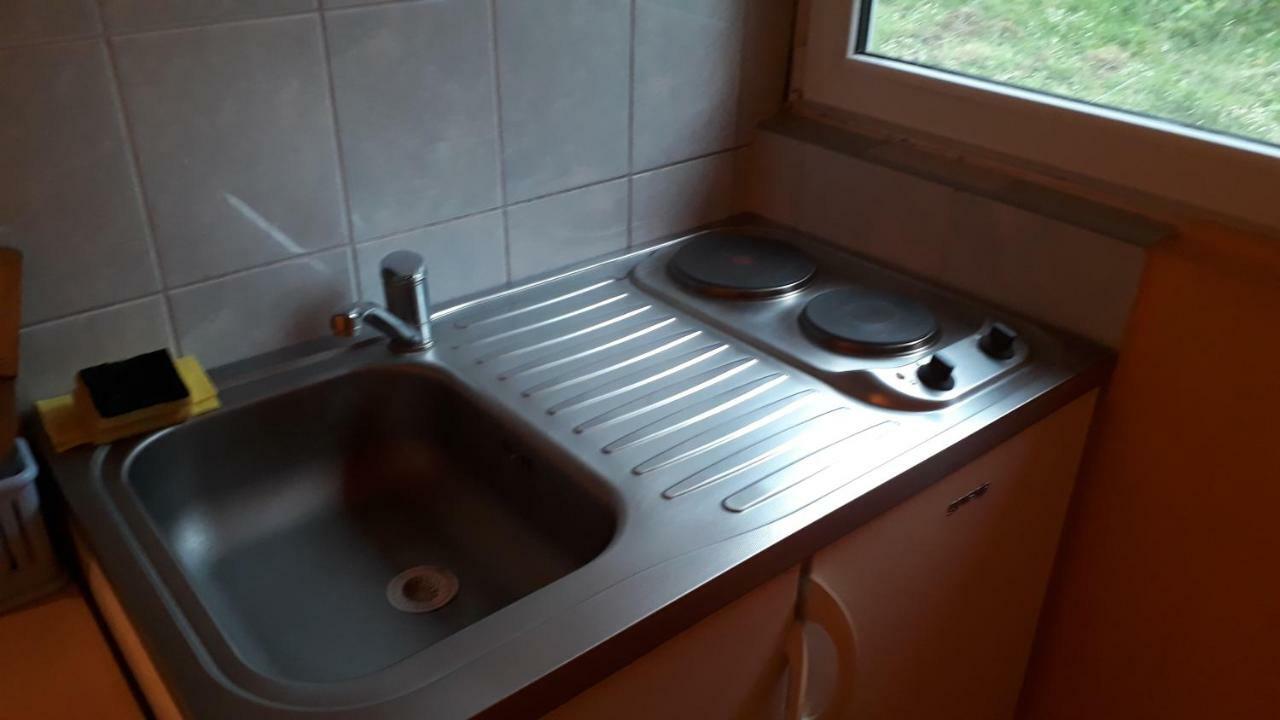 Vila Ruska Prcanj Luaran gambar